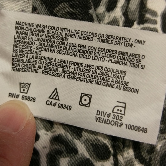 Glo! Adrian Grayscale Animal Print Jean, Ju - Picture 7 of 9